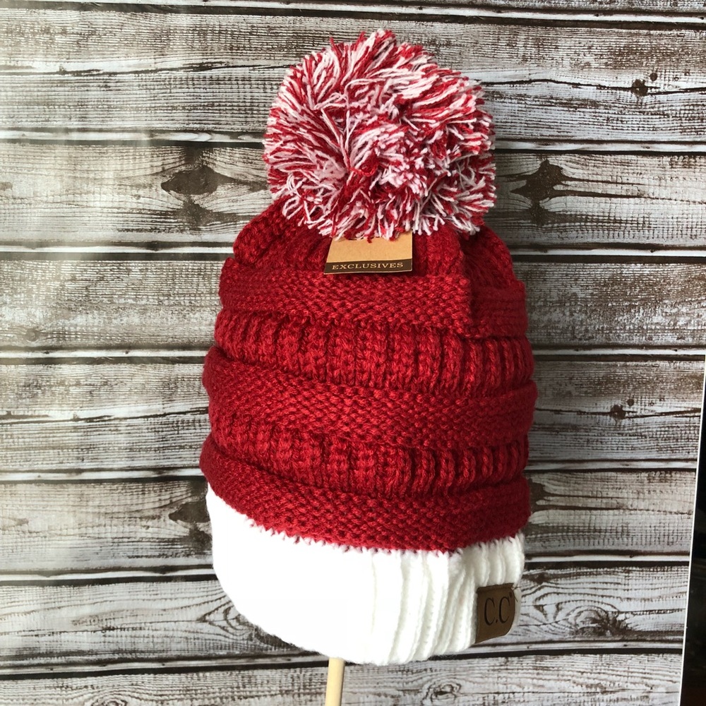 Crimson Tide Alabama Game day beanie with pom.